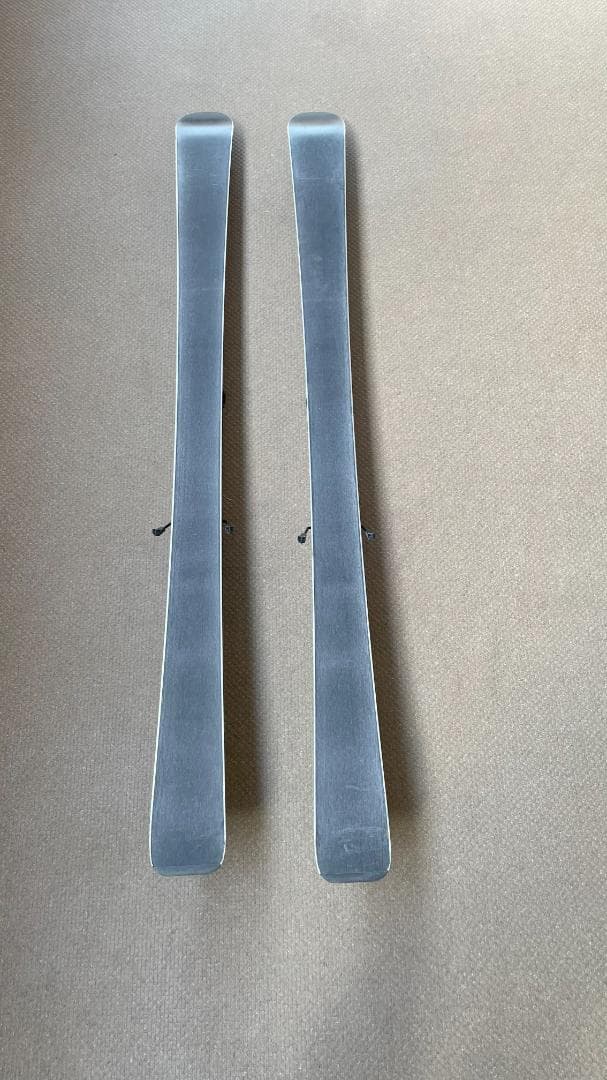 ジュニア スキー2点セット◆2シーズンのみ使用◆スキー板、ブーツ