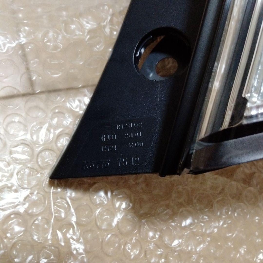 新品同様！トヨタ サイ SAI AZK10 テールレンズ右　KOITO75-12