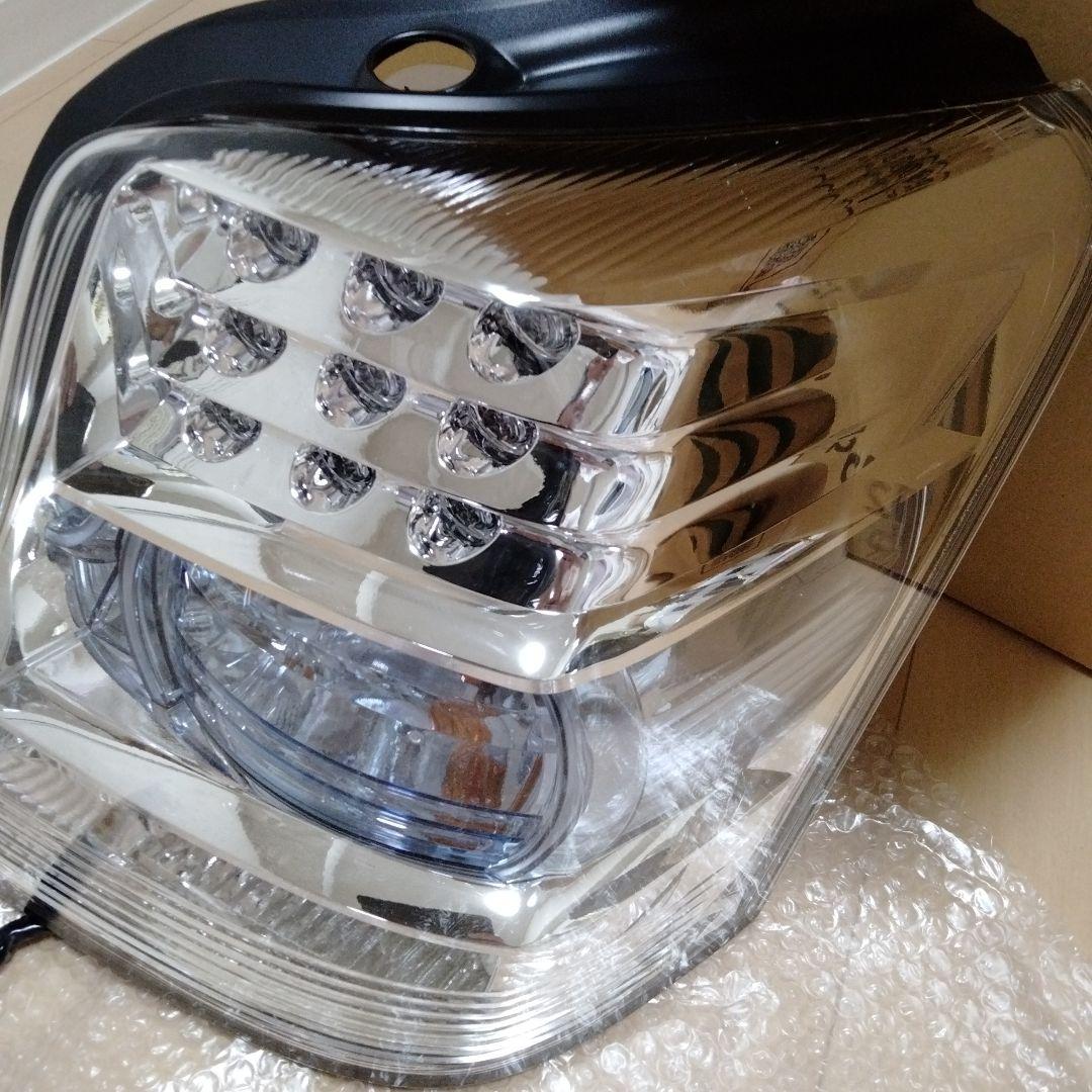 新品同様！トヨタ サイ SAI AZK10 テールレンズ右　KOITO75-12