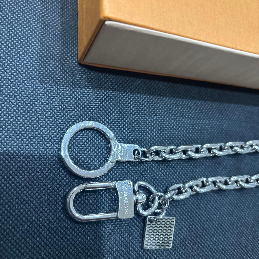 SKY　LOUIS VUITTONシェンヌアノクレXL ウォレットチェーン