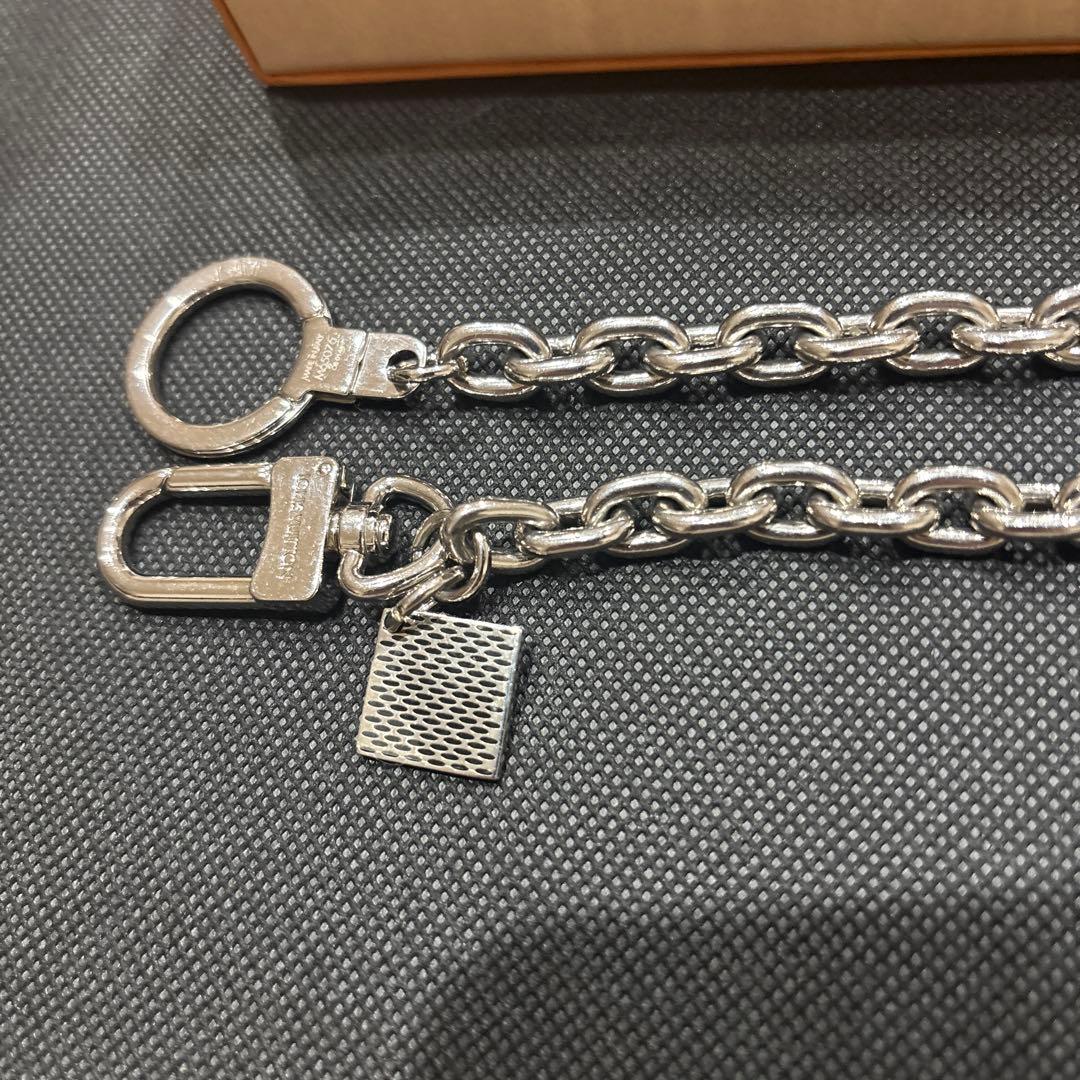 SKY　LOUIS VUITTONシェンヌアノクレXL ウォレットチェーン