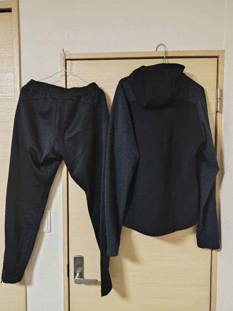 Mizuno Morelia ジャージ上下セット 黒/グレー