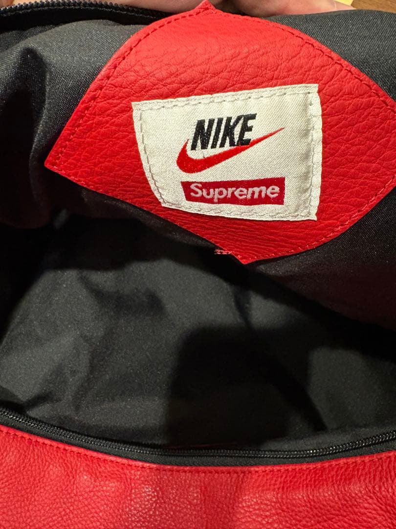 NIKE supreme ボストンバック