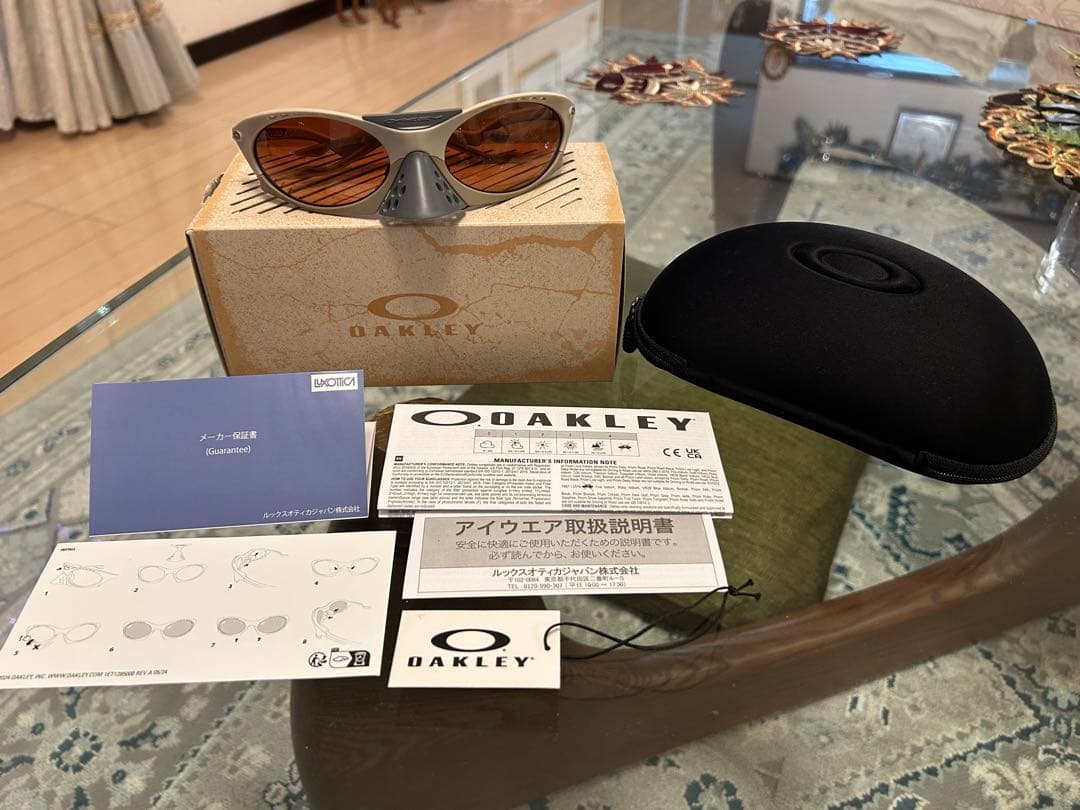 Oakley Plantaris サングラス　オークリー　プランタリス