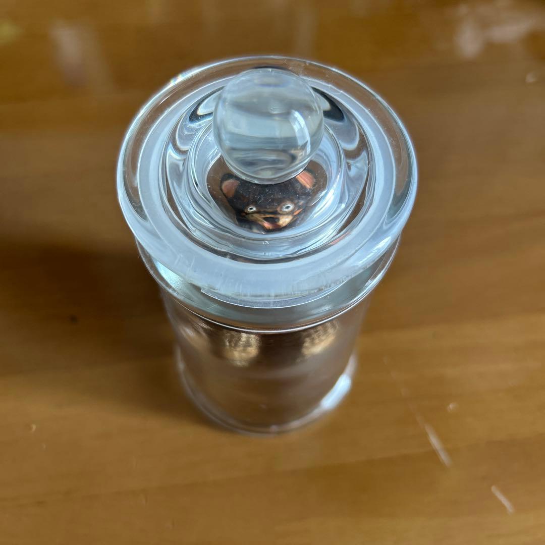 わきたけいこ　木彫　『クマちゃん「出してけろ〜」』　かわいいクマ