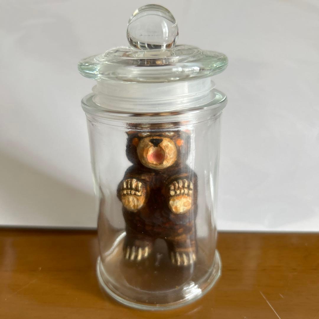 わきたけいこ　木彫　『クマちゃん「出してけろ〜」』　かわいいクマ