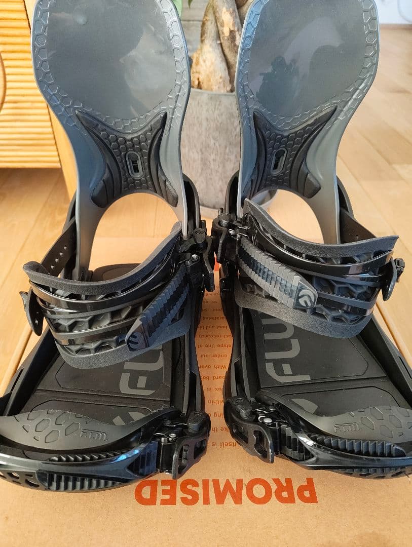 FLUX F23CVMB ビンディング Mサイズ ブラック/グレー