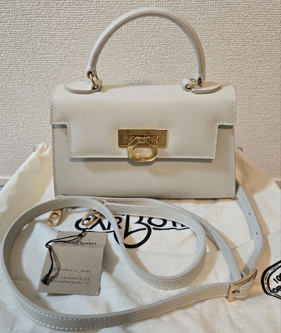 ●基本的に午前中に発送いたします様 CARBOTTI ハンドバッグ 2way