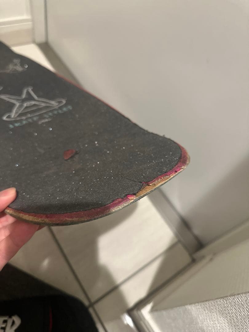 Evisen スケートボードデッキ ウィール 他