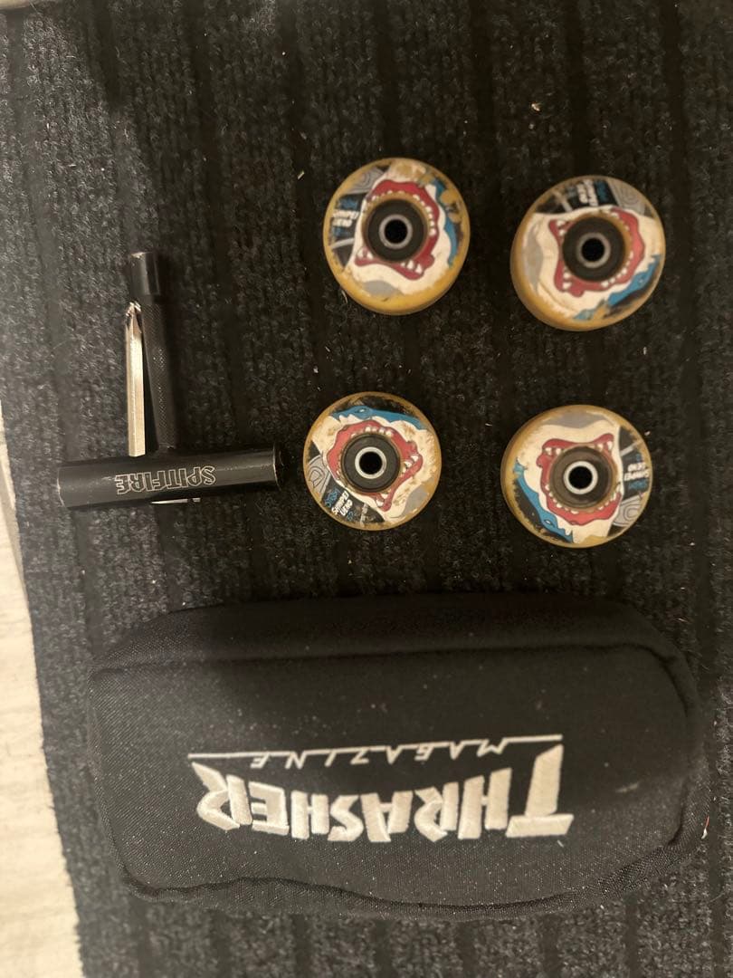 Evisen スケートボードデッキ ウィール 他