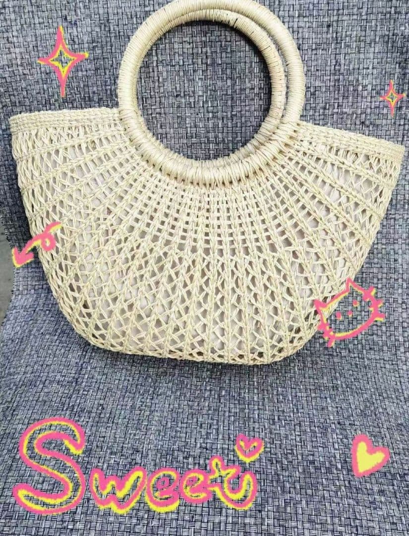 黄草という植物で編むおしゃれバッグ