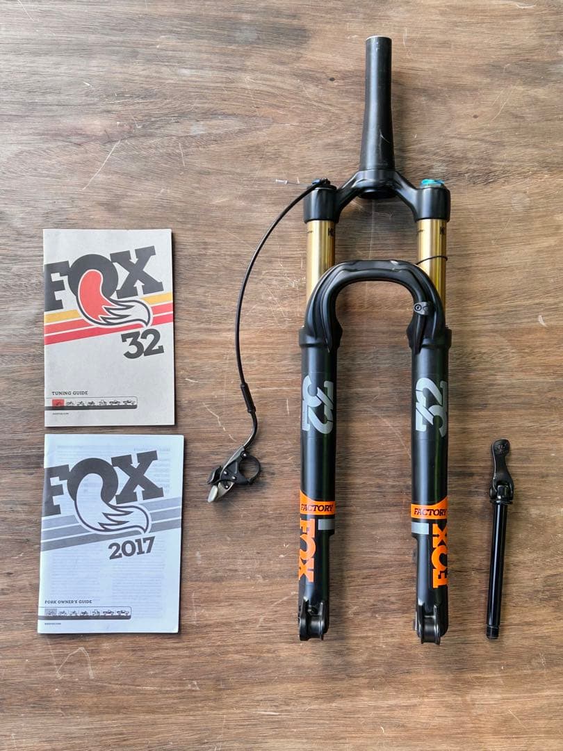 FOX 32 FACTORY 27.5 100 サスペンション