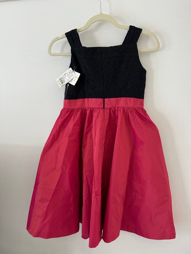 TOCCAトッカ 【新品子供服】ノースリーブドレス　サイズ140