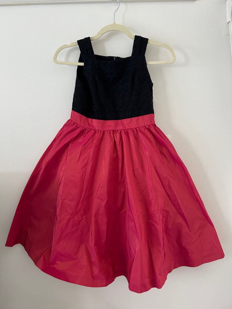 TOCCAトッカ 【新品子供服】ノースリーブドレス　サイズ140