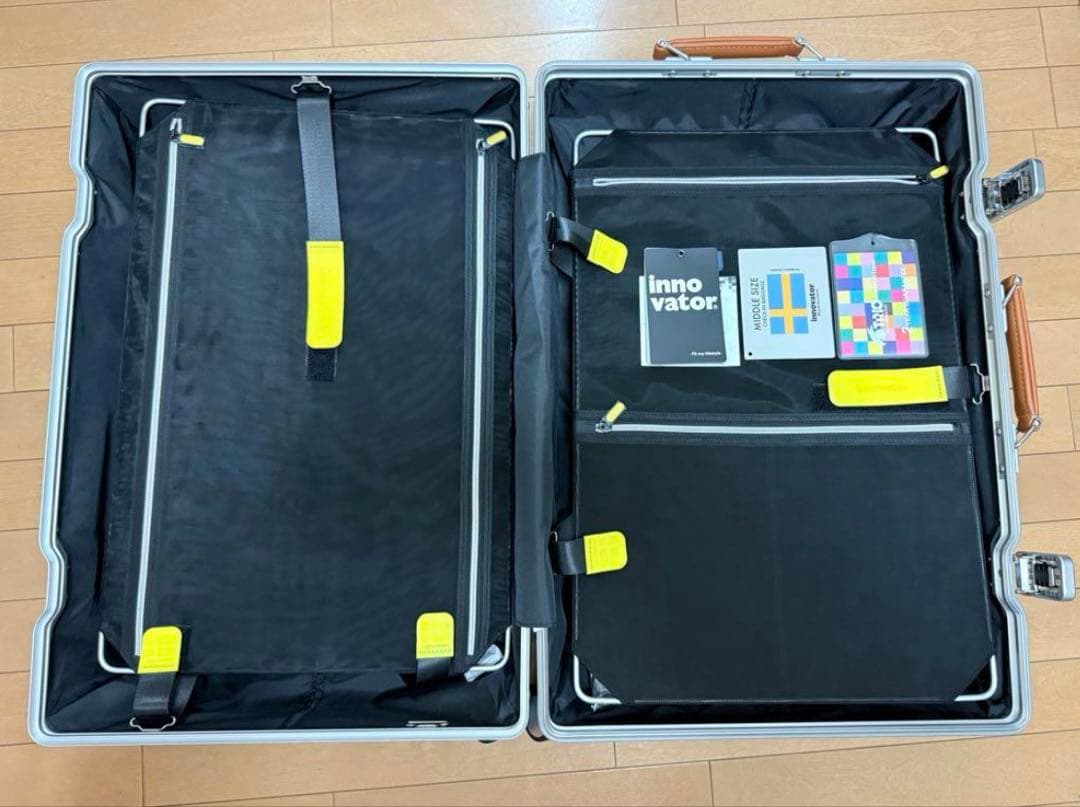 新品未使用　イノベーター　INV5811 70L アルミスーツケース　シルバー