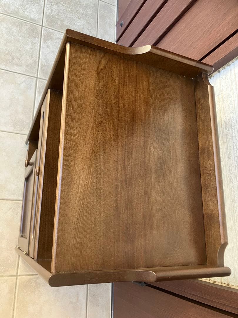 ◉カリモク◉木製サイドキャビネット 電話台 コンセント付 収納家具