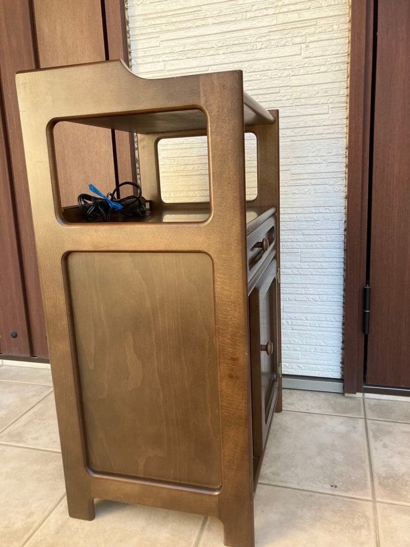 ◉カリモク◉木製サイドキャビネット 電話台 コンセント付 収納家具