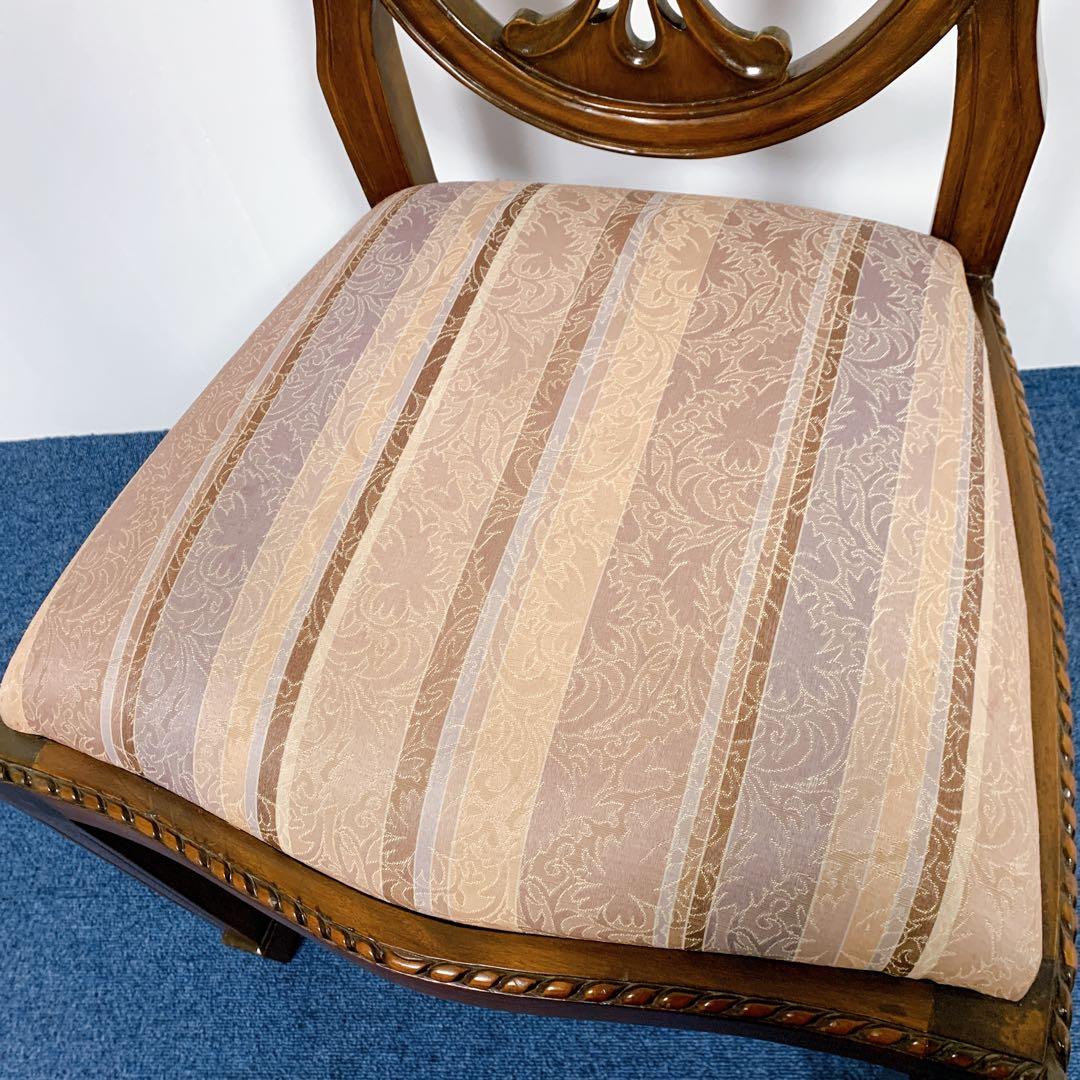 【美品】イギリス アンティーク調 木彫りダイニングチェア 彫刻