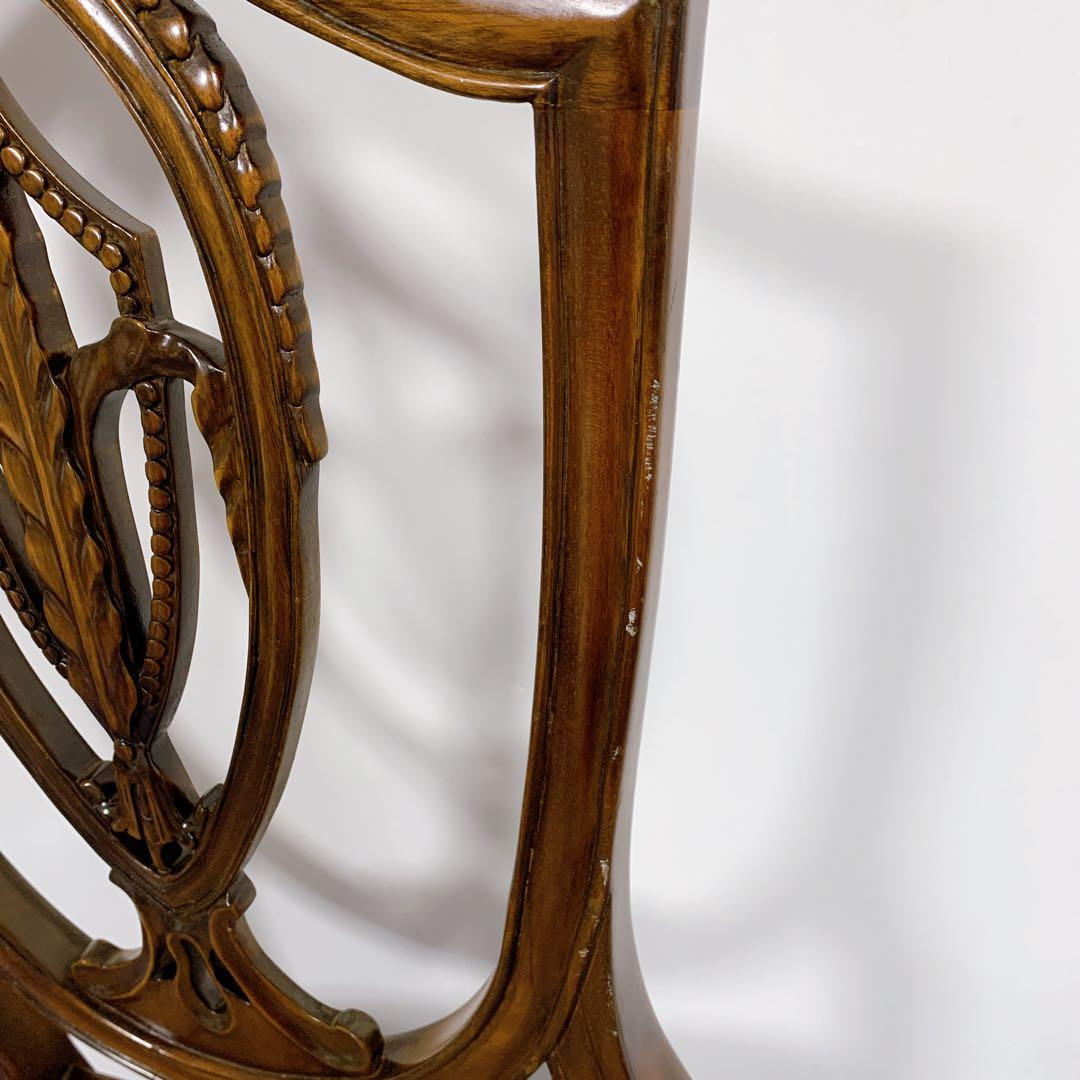 【美品】イギリス アンティーク調 木彫りダイニングチェア 彫刻