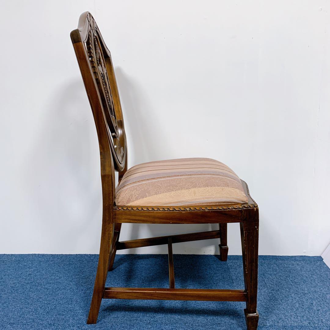 【美品】イギリス アンティーク調 木彫りダイニングチェア 彫刻