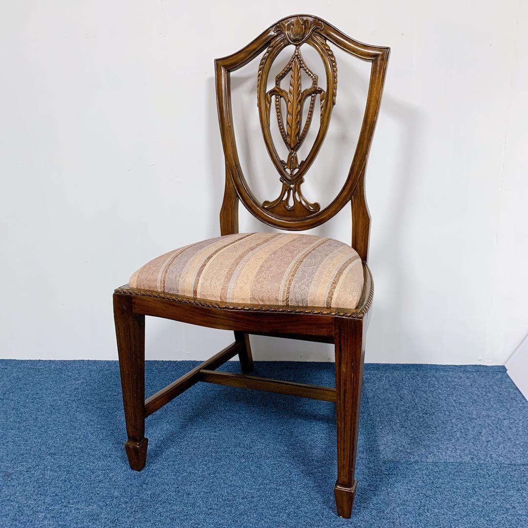 【美品】イギリス アンティーク調 木彫りダイニングチェア 彫刻