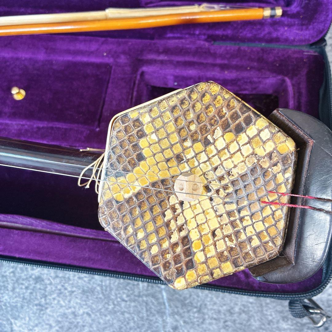 二胡 ER-400 蛇皮 ケース付き　予備弦あり