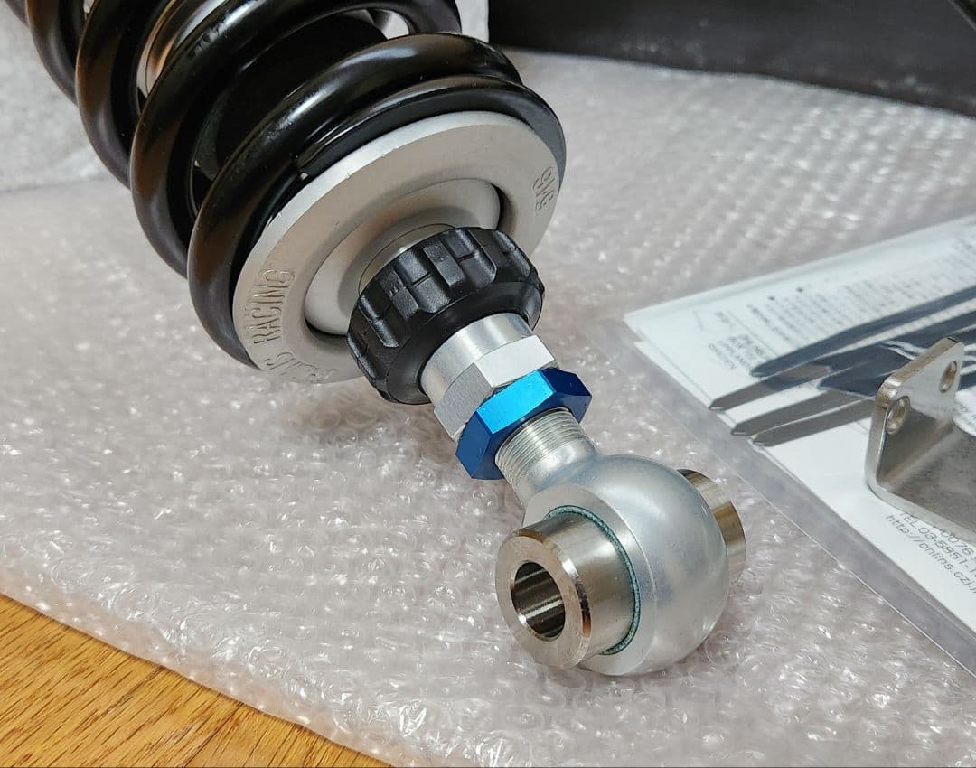 オーリンズ｜リアサスペンション｜M8 ソフテイル(18-)｜HD505