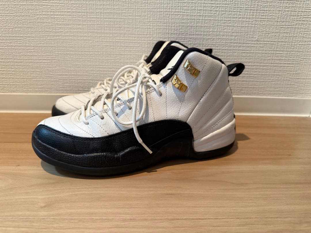 Air Jordan 12 ホワイト/ブラック/ネイビー