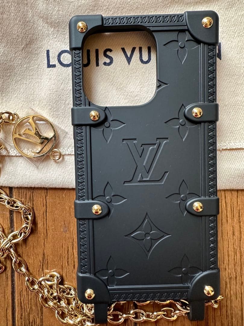 ルイヴィトン モノグラム・リ・トランク iPhone14 PRO ケース