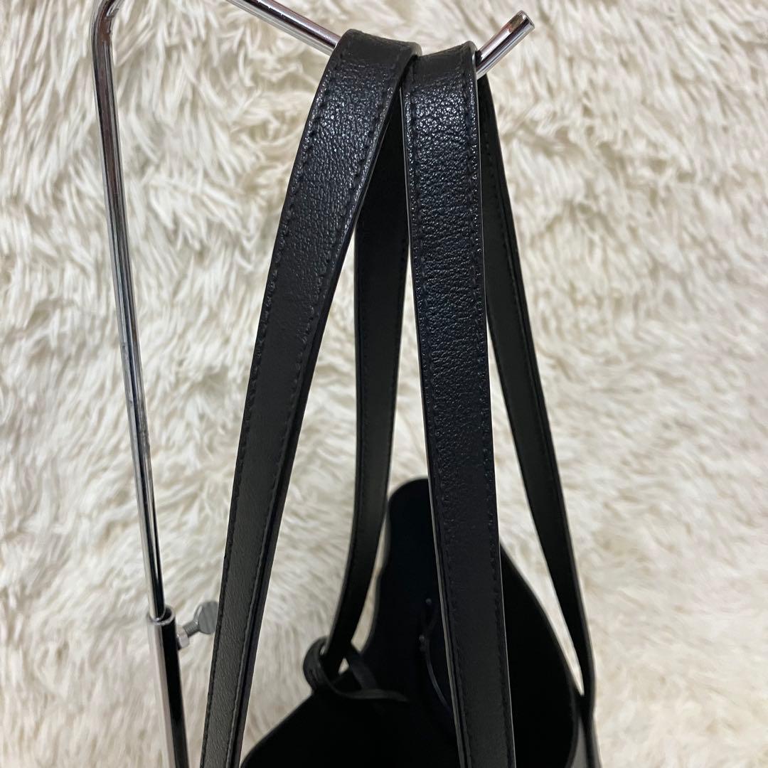 【極美品】 サンローラン ショッピングトート ポーチ付き A4収納