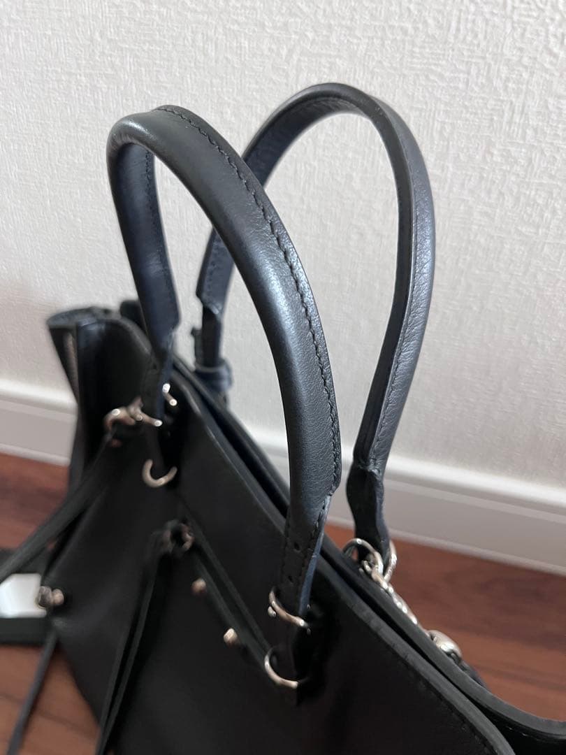 バレンシアガ ペーパー A6 ショルダーバッグ