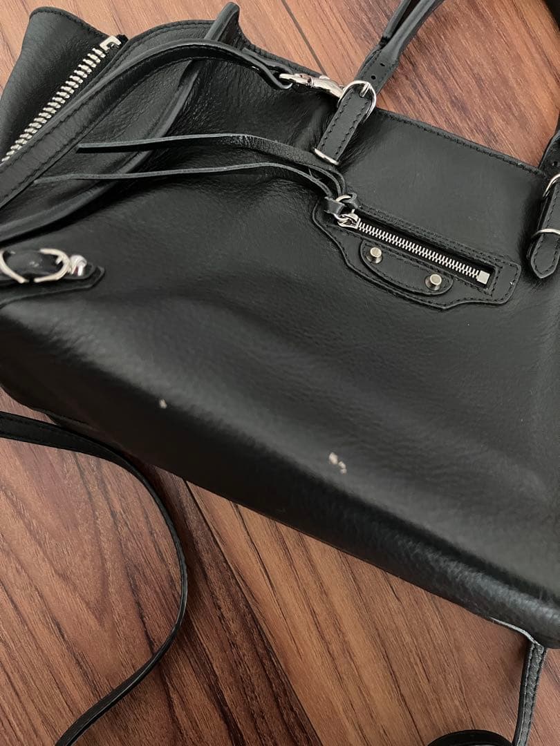 バレンシアガ ペーパー A6 ショルダーバッグ