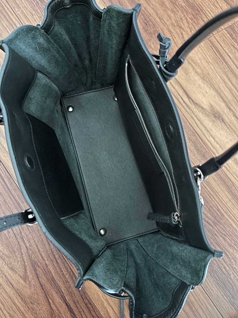 バレンシアガ ペーパー A6 ショルダーバッグ