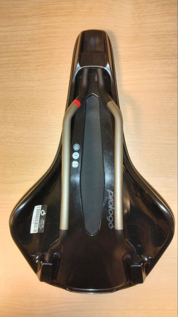 Prologo Nago プロロゴ ナゴR4 Tirox サドル