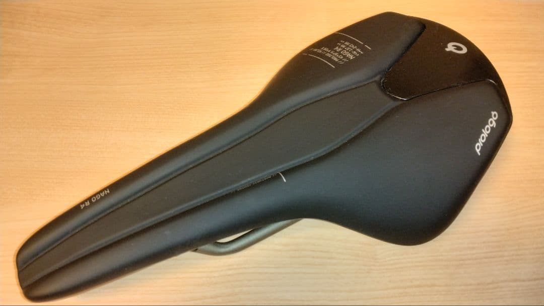 Prologo Nago プロロゴ ナゴR4 Tirox サドル