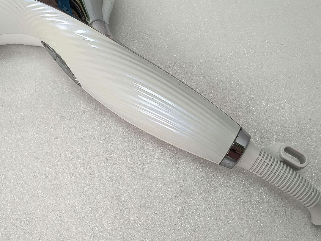 12 23年製　ReFa　リファビューテックドライヤープロ　RE−AJ02A