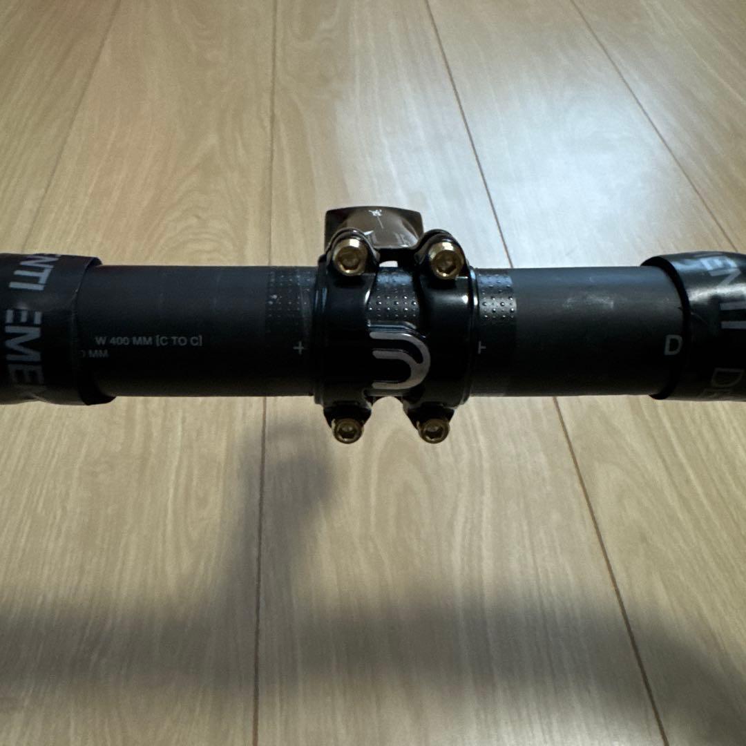 ドスノベンタ　カーボンドロップハンドル