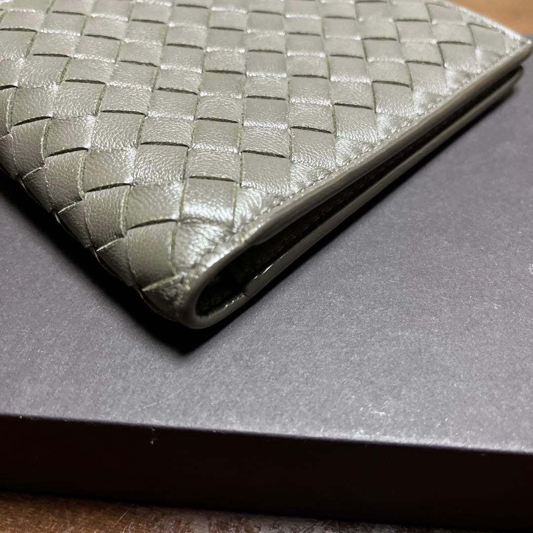 Bottega Veneta 二つ折り財布 美品です