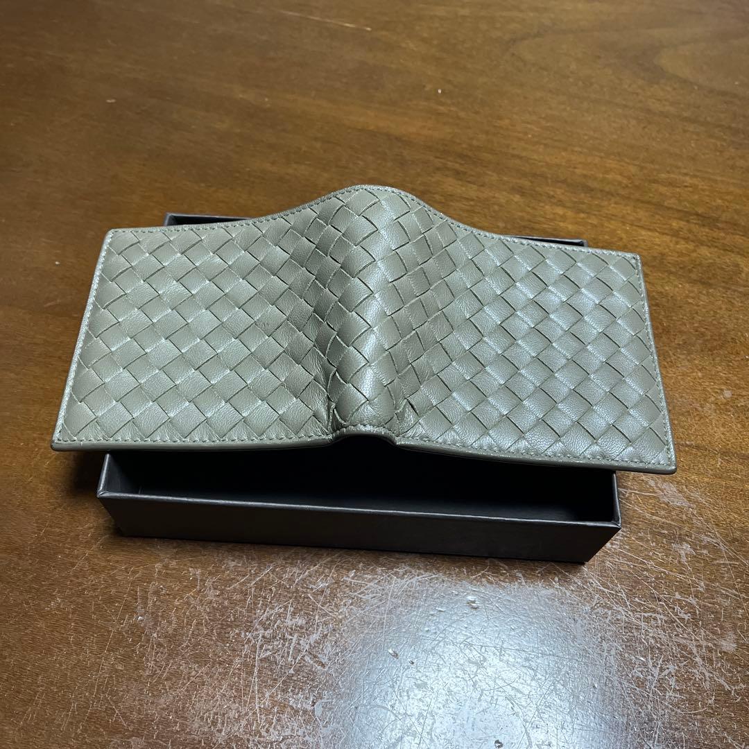 Bottega Veneta 二つ折り財布 美品です