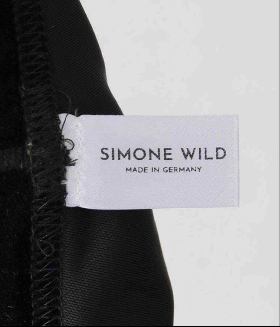 SIMONE WILD（シモーネワイルド）　RIB LONG SHORT 美品
