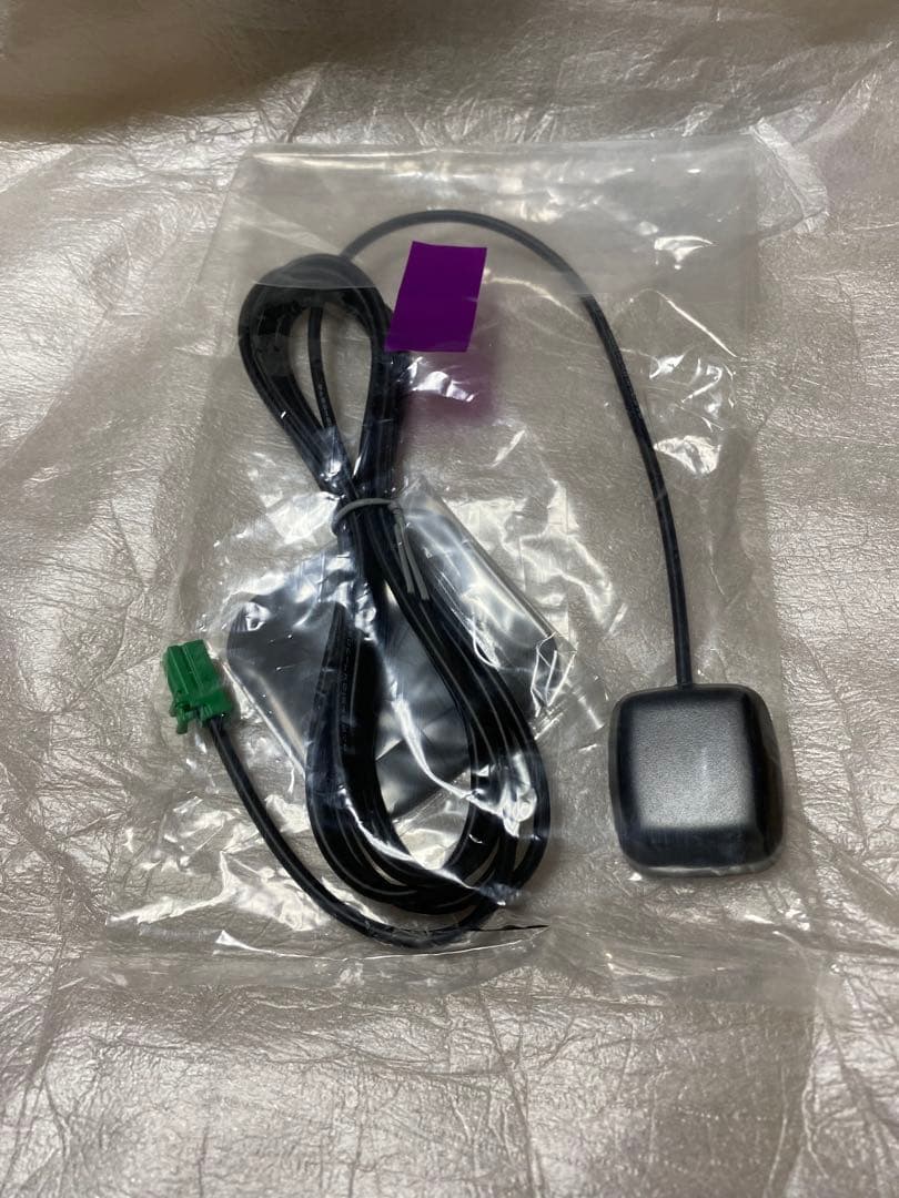 【中古】2025年製 カロッツェリア 楽ナビAVIC-RZ822-D 7インチ