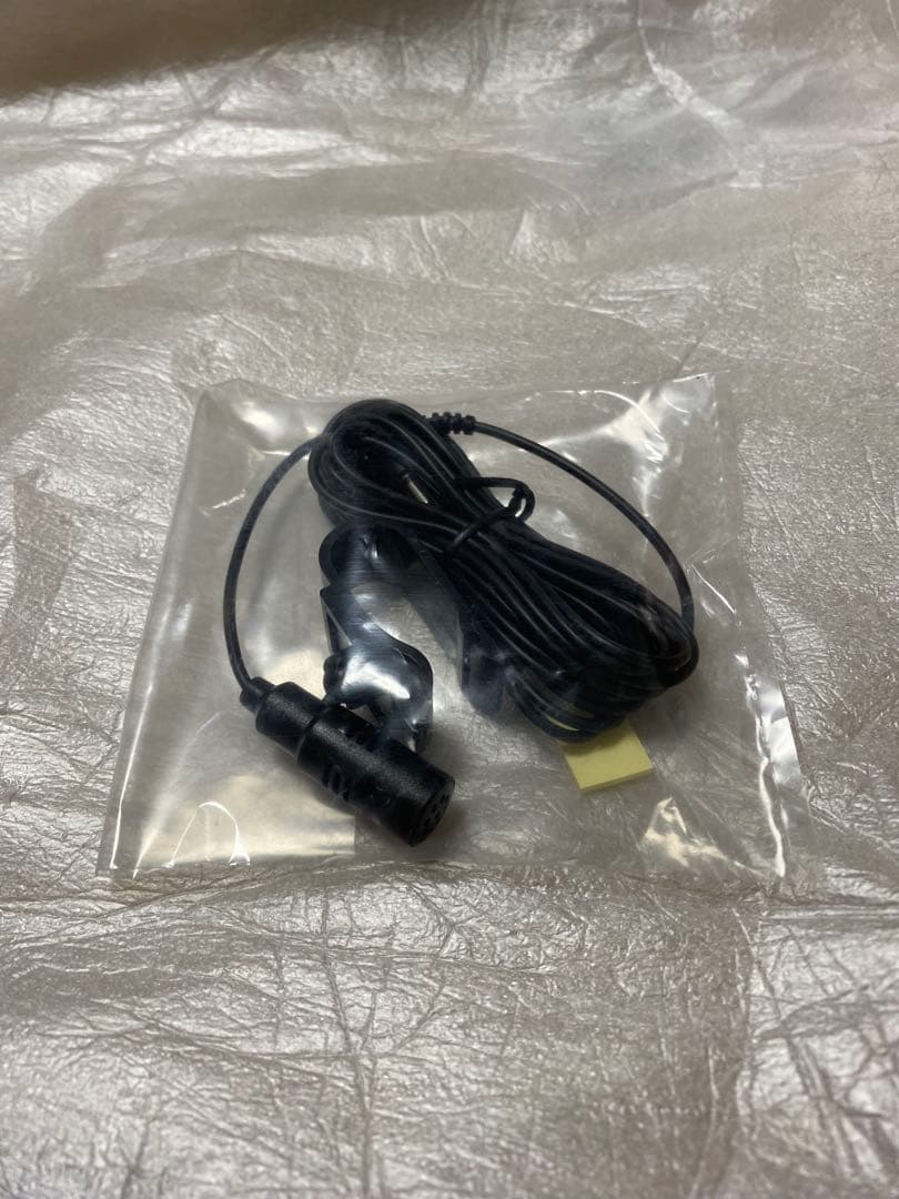 【中古】2025年製 カロッツェリア 楽ナビAVIC-RZ822-D 7インチ