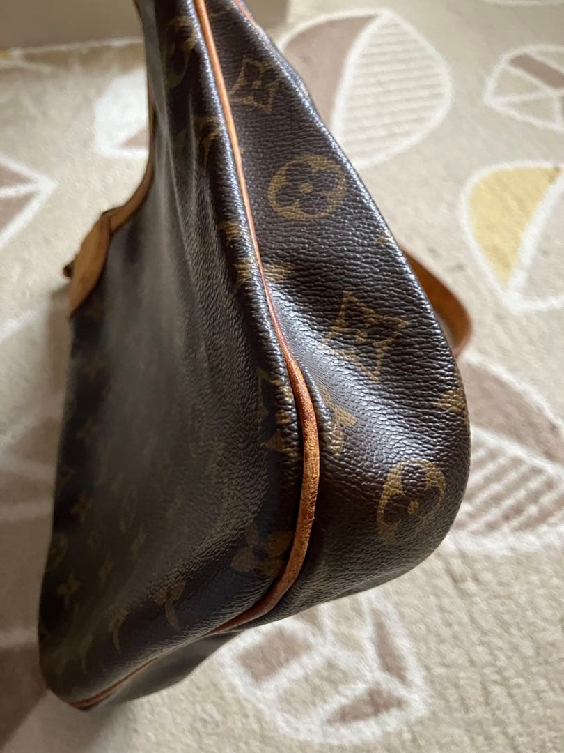 ❣️LOUIS VUITTON モノグラムオデオン　斜め掛けパック❣️