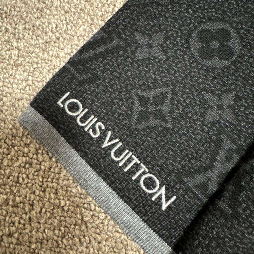 即発送・極美品・未使用LOUIS VUITTON ブラック マフラー