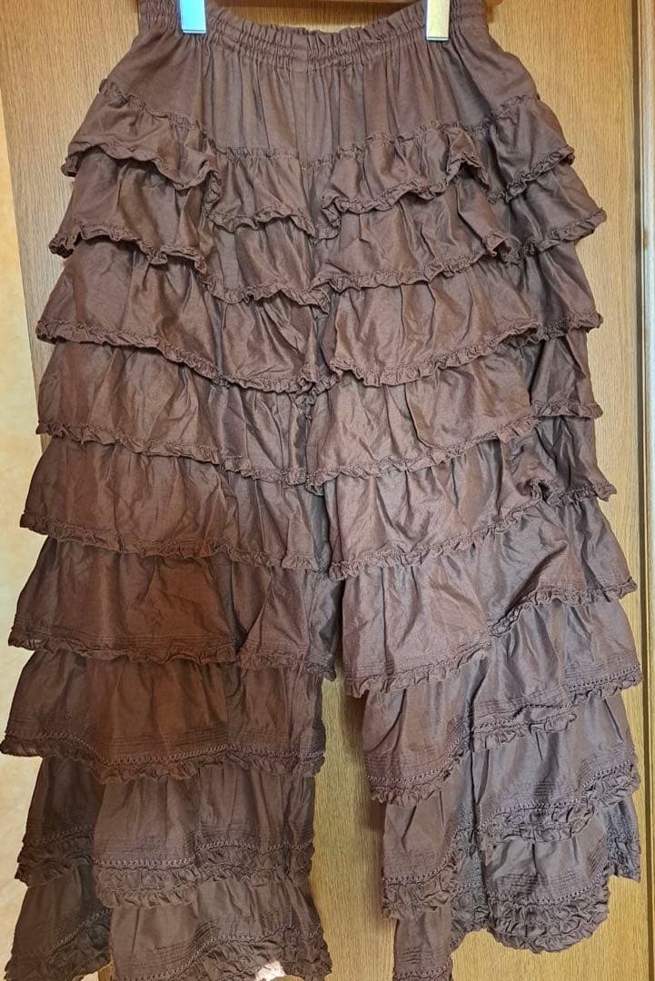 ピンクハウス　フリルパンツ　焦茶色