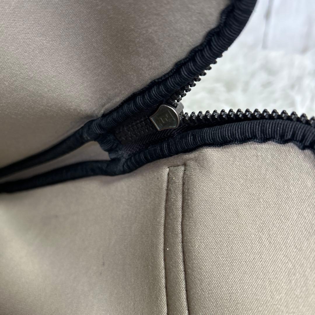 FENDI ズッカ　PCケース　ビジネスバッグ　ハンドバッグ　ロゴ