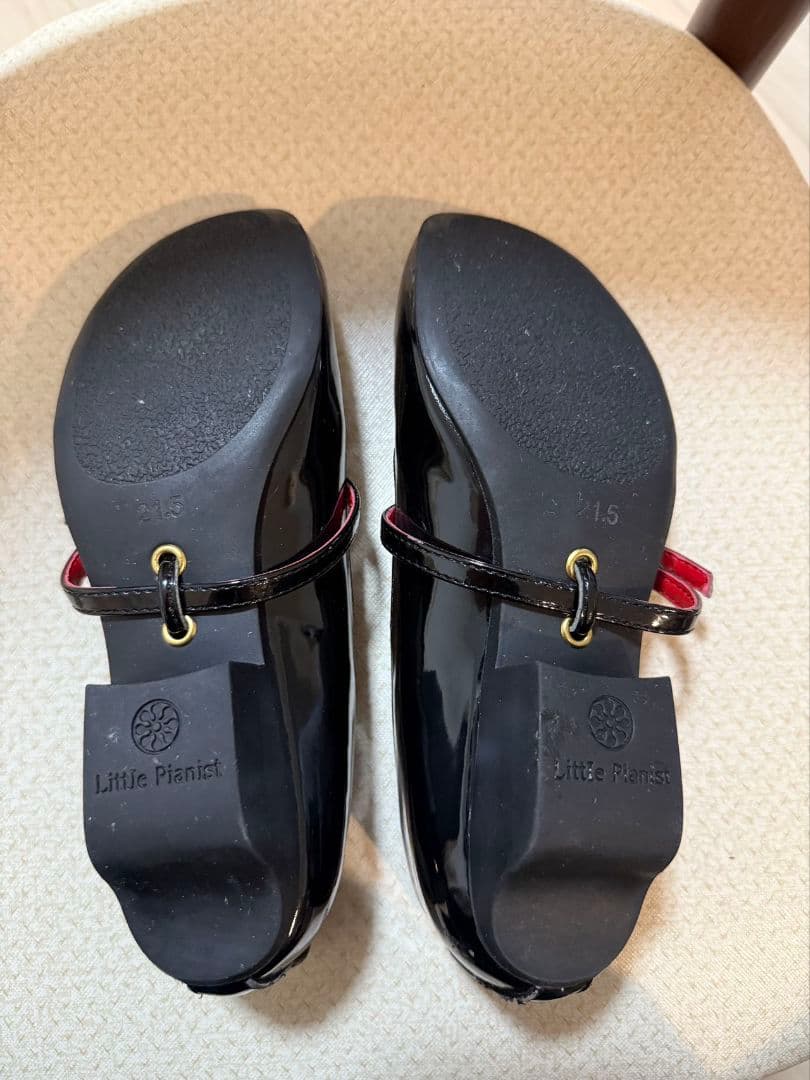 リトルピアニスト　little pianist　エナメルシューズ21.5cm