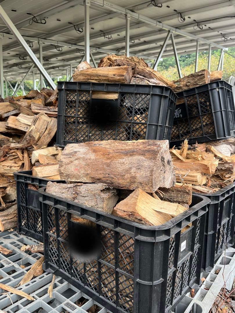 ‼️《引き取り限定》‼️広葉樹　薪15キロ