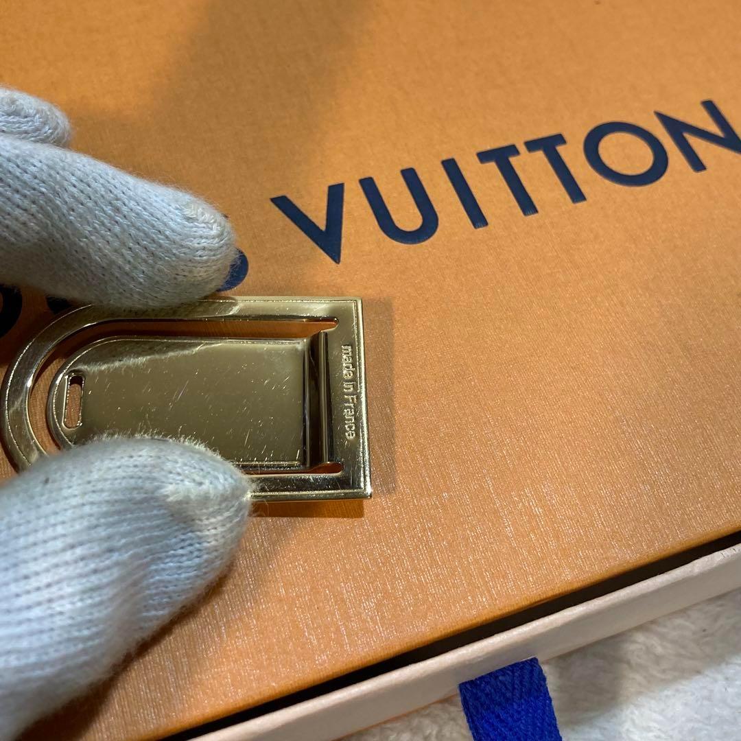！美品！　ルイヴィトン　マネークリップ　財布　ゴールド