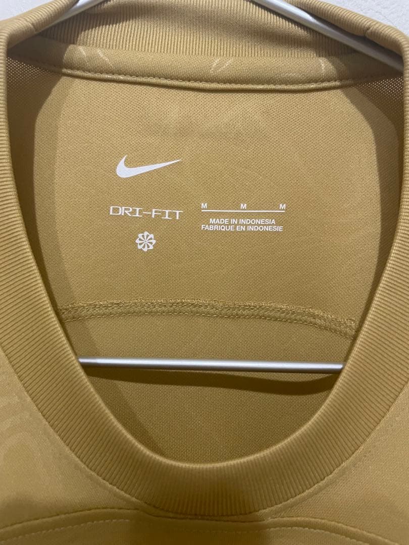 正規品　レバンドフスキ　バルセロナ2023サードユニフォームフルパッチ